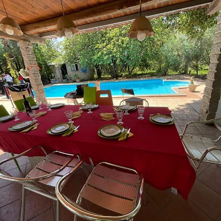 Loft Mansardato Con Giardino E Piscina In Villa Privata Loft With Garden And Swimming Pool In A Private Villa Sestu Buitenkant foto